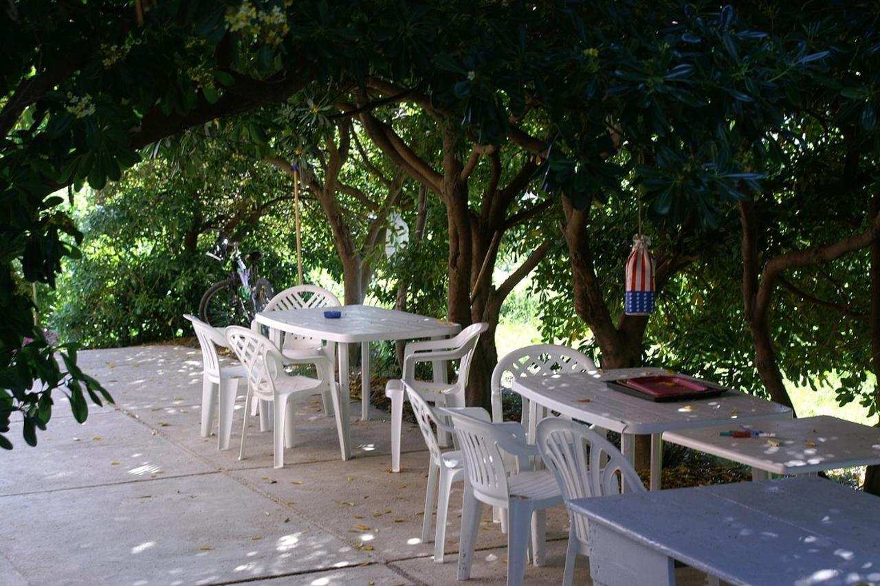 Family Friendly Seaside Apartments Vlasici, Pag - 4319 Exterior foto