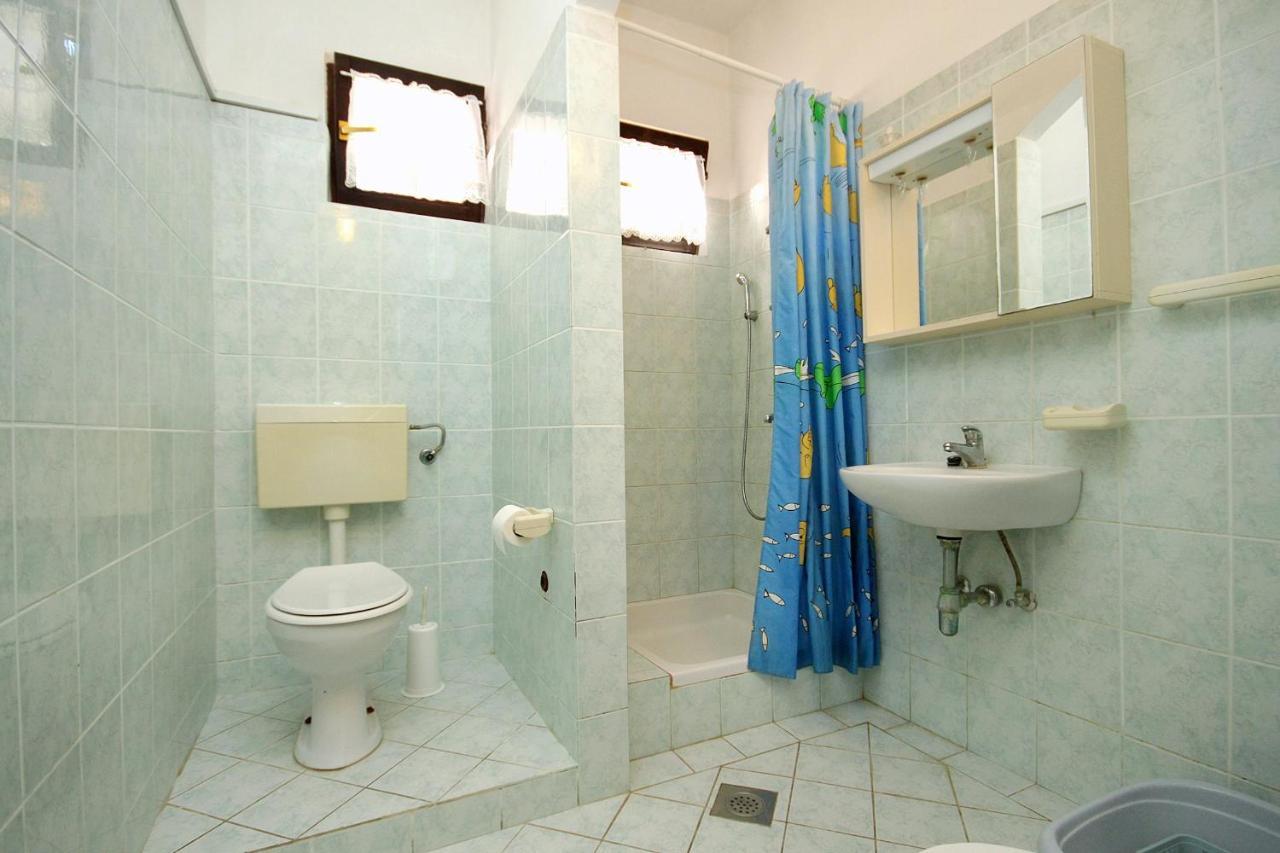 Family Friendly Seaside Apartments Vlasici, Pag - 4319 Exterior foto